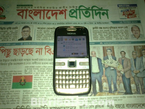 Nokia E72 original